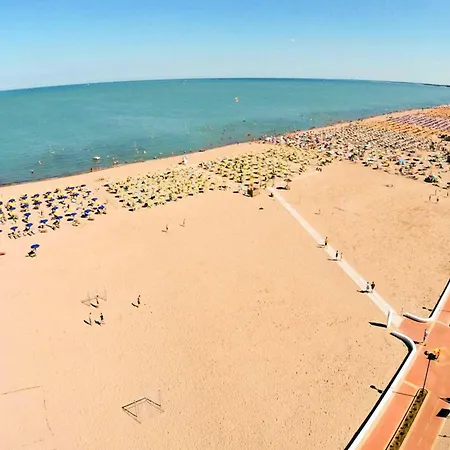 Beachside In Apartamento