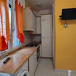 Lejlighed Beachside In *